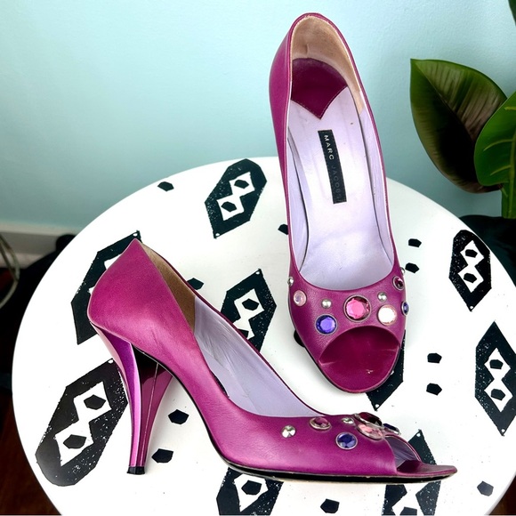 11 . Vintage 🌸 90s Marc Jacobs Magenta Rhinestone Open Toe Heels - Picture 1 of 1